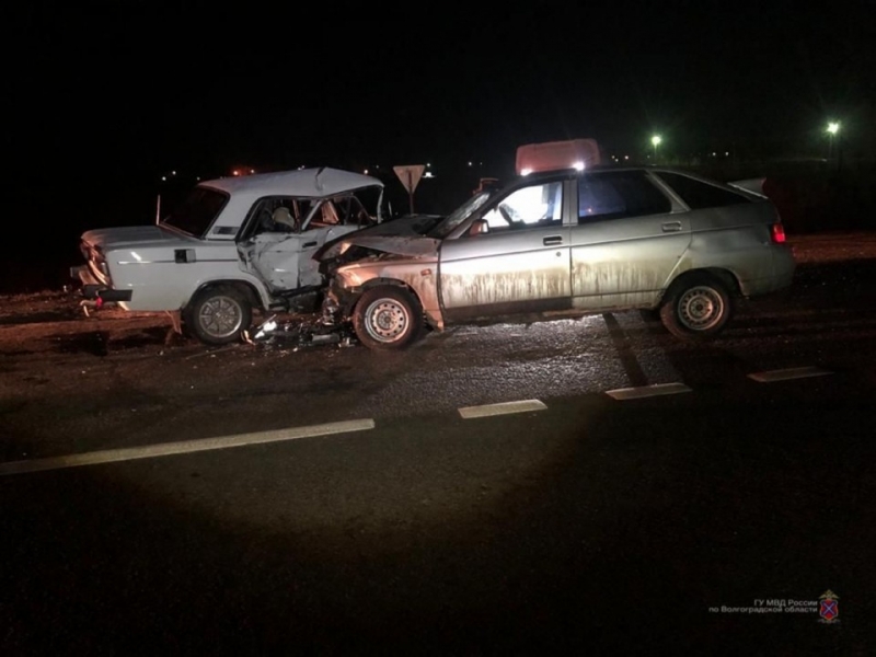 В Волгограде в аварию попала карета скорой помощи