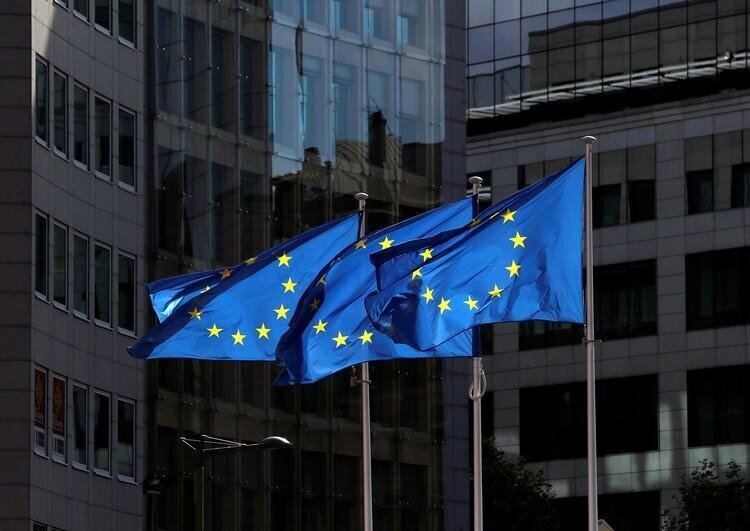 Еврокомиссия опубликовала соглашение по Brexit на 1250 страницах