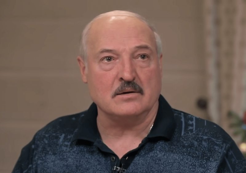 Александр Лукашенко заявил о «блицкриге» в Беларуси. В России же будут «качать вдолгую»