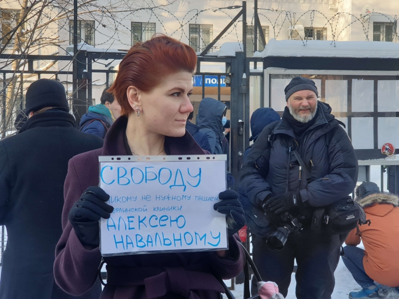 «Неприемлемые действия властей». Десятки стран требуют от России освободить Навального