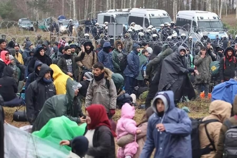 ЕС профинансирует добровольное возвращение мигрантов на родину из Беларуси