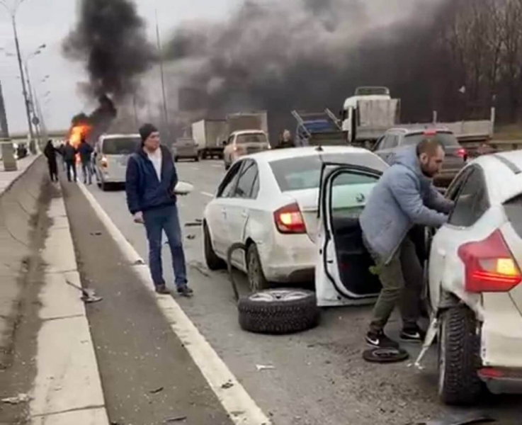 Стрельба, погоня, пожар, ДТП: как водитель BMW удирал от полицейских на МКАДе