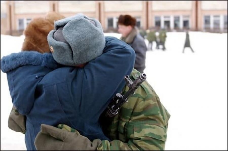 Служба службой, а праздник по расписанию. Как в армии солдаты отмечают дни рождения?