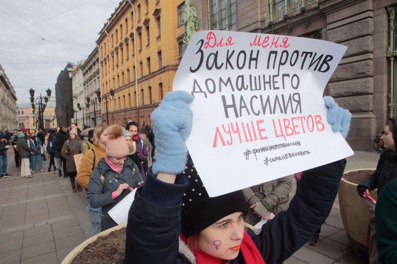 В Кремле посочувствовали жертвам домашнего насилия и открестились от решения их проблем 