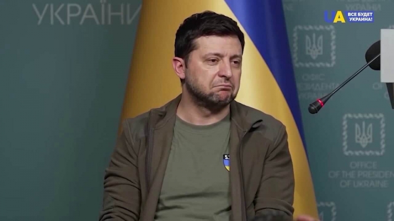 Владимир Зеленский покинул Украину и приехал в Польшу