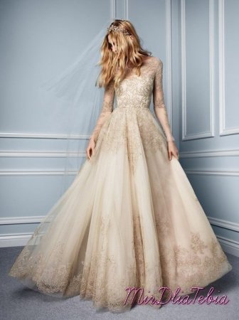 Monique Lhuillier 2015!