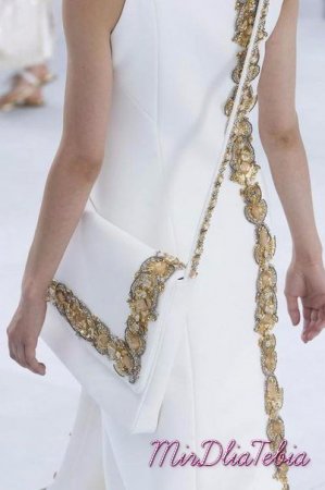 Chanel Haute Couture!