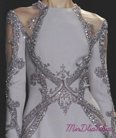 By Elie Saab