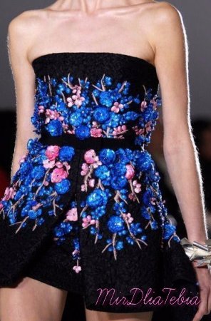 Giambattista Valli Couture (Details)