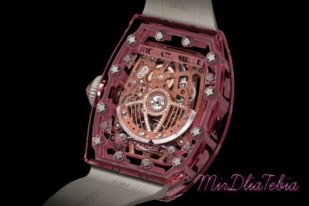 Высокое часовое искусство и футуризм — новинка Richard Mille