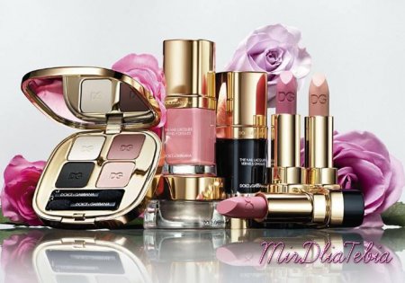 Весенняя коллекция макияжа Dolce & Gabbana Rosa Look Makeup Collection Spring 2016