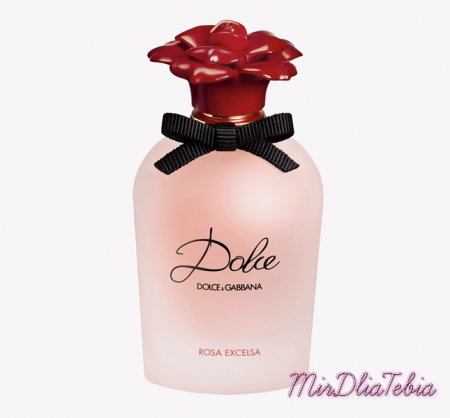 Розовые лепестки в аромате Dolce Rosa Excelsa