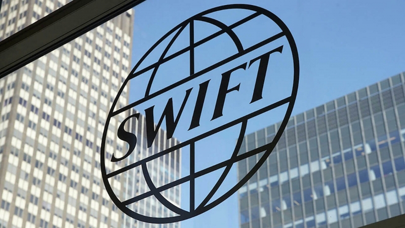 России угрожает отключение от финансовой системы SWIFT